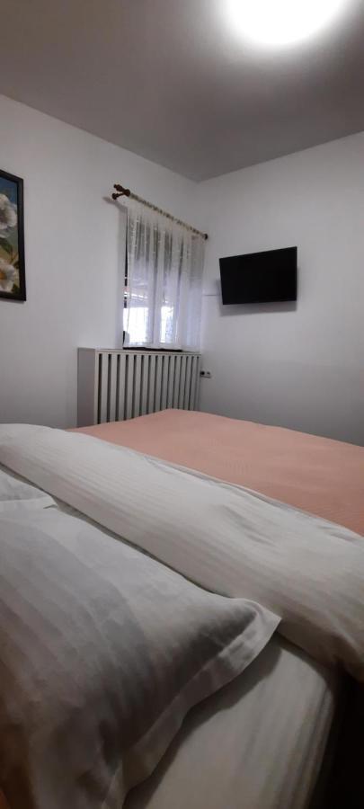 View Cozia Villa Călimăneşti Bagian luar foto